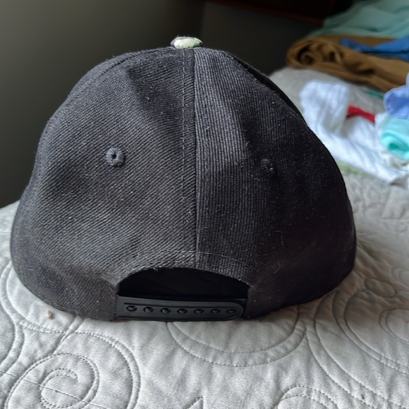 Tomboy X black tropical floral cap hat one size - Picture 5 of 5